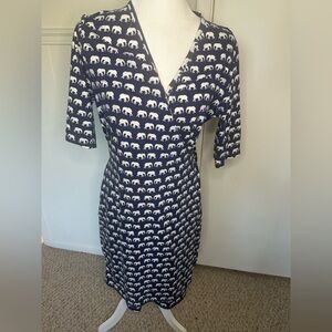 Sugarhill Boutique White Elephant Print Top size 10